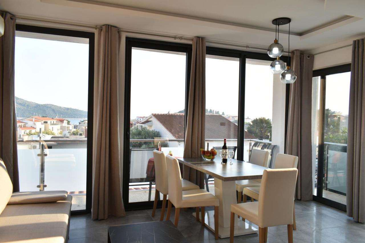 Apartments Toni Примоштен Экстерьер фото