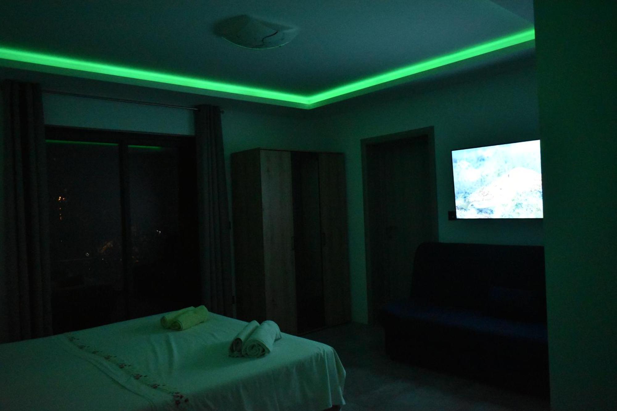 Apartments Toni Примоштен Экстерьер фото